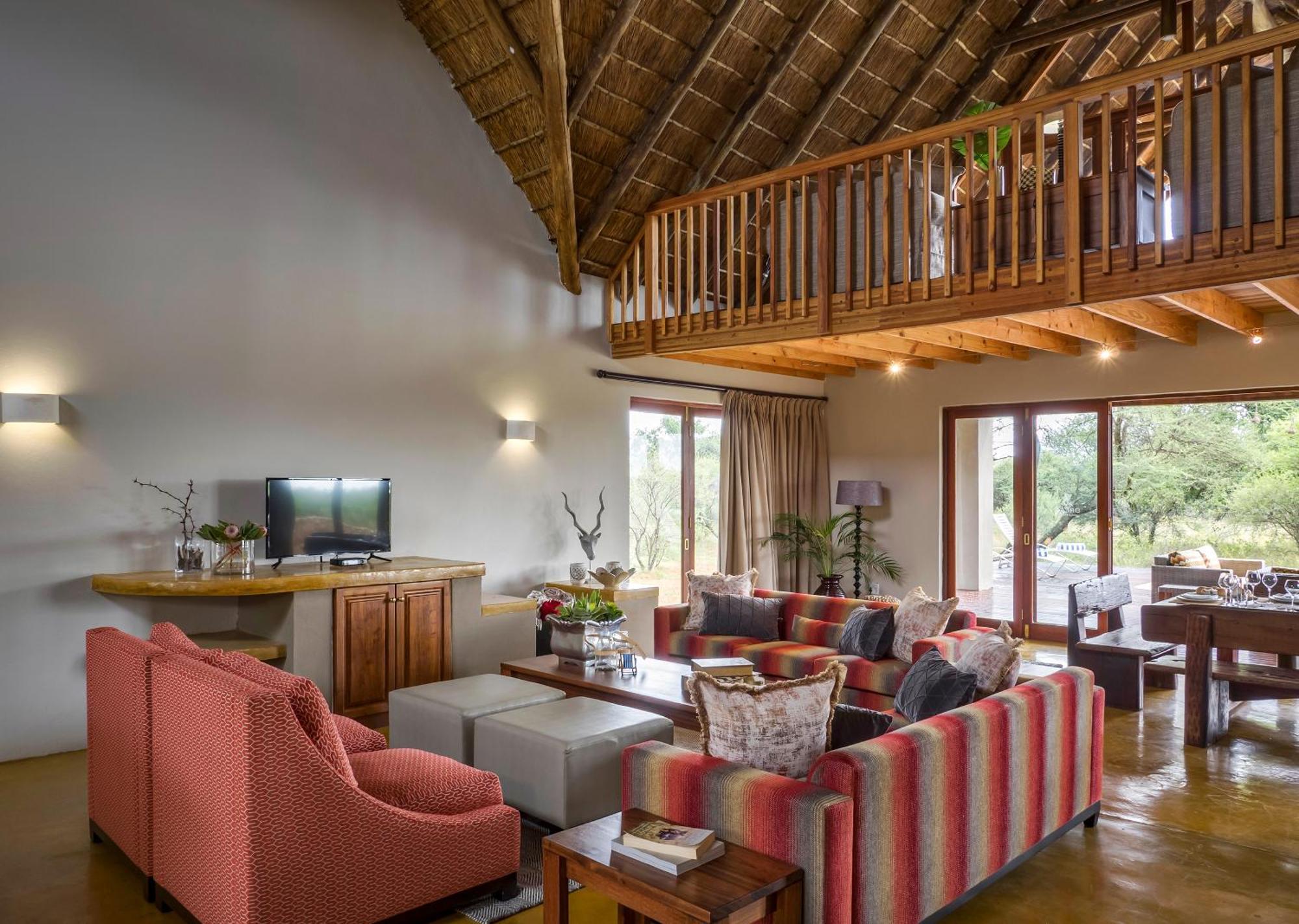 Finfoot Lake Reserve By Dream Resorts Vaaldam Exterior photo