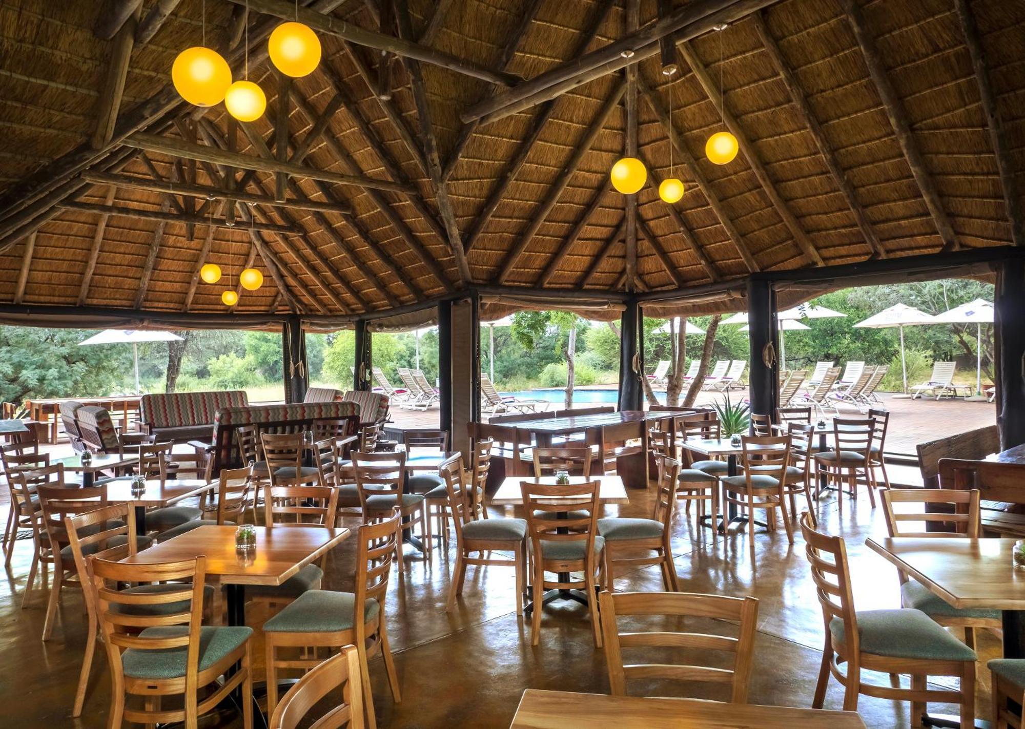Finfoot Lake Reserve By Dream Resorts Vaaldam Exterior photo